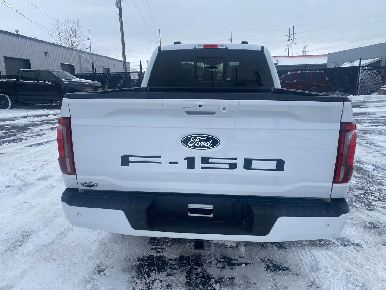 Used 2025 Ford F150 Lariat w/ FX4 Off-Road Package image 11