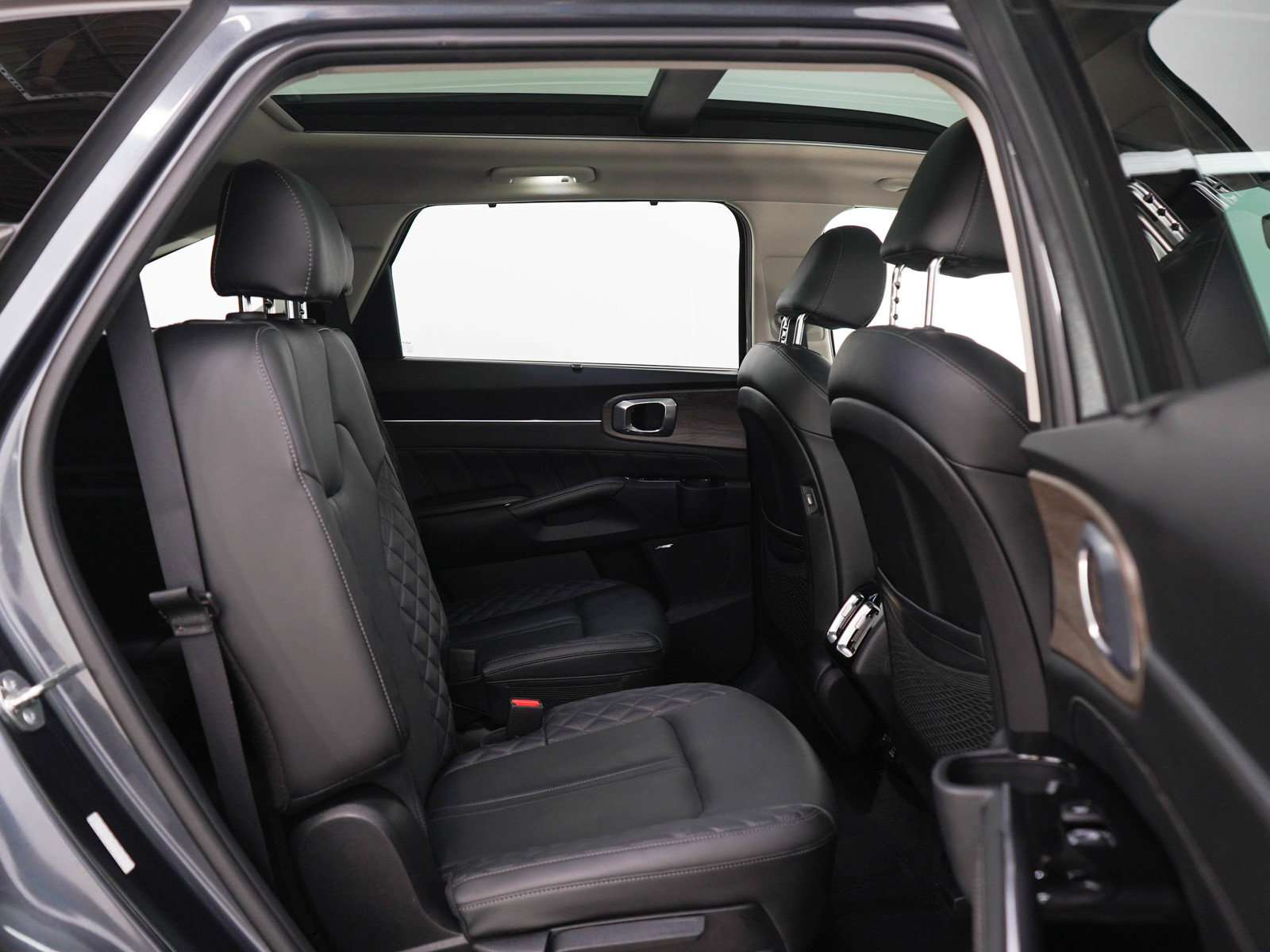 Used 2023 Kia Sorento SX Prestige AWD/4WD image 12