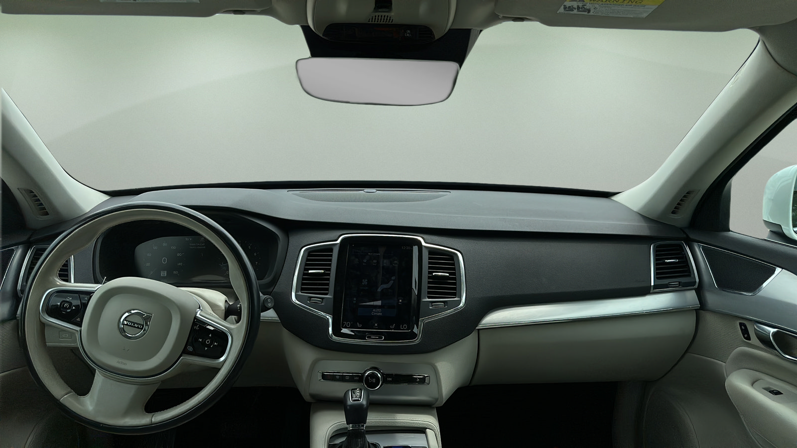 Used 2017 Volvo XC90 T6 Momentum w/ Vision Package AWD/4WD image 9