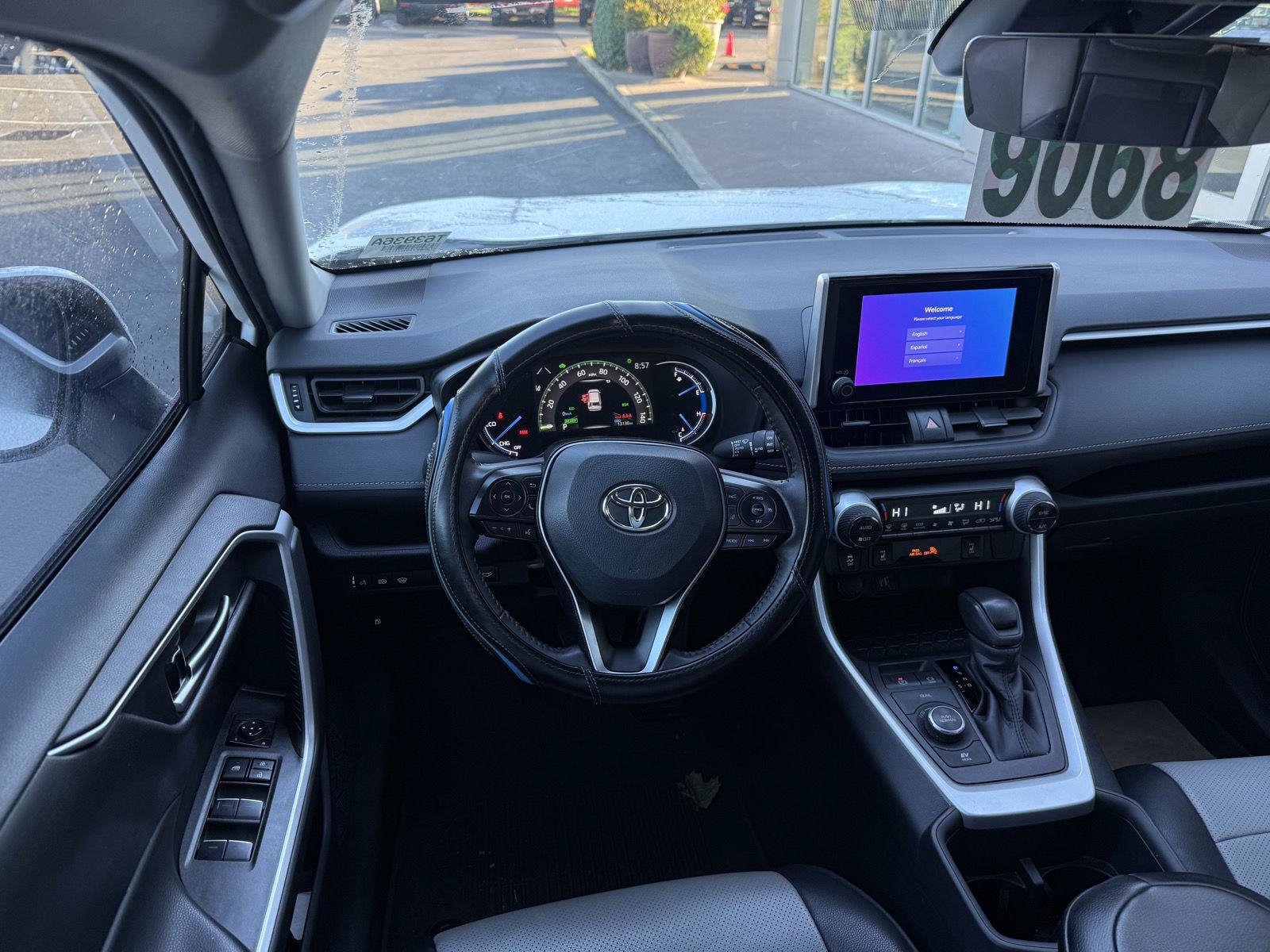 Used 2025 Toyota RAV4 XLE w/ Convenience Package AWD/4WD image 14