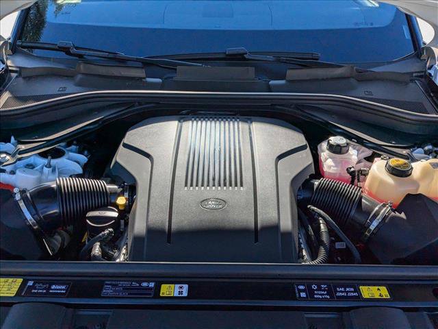 New 2025 Land Rover Range Rover Sport Dynamic SE image 18