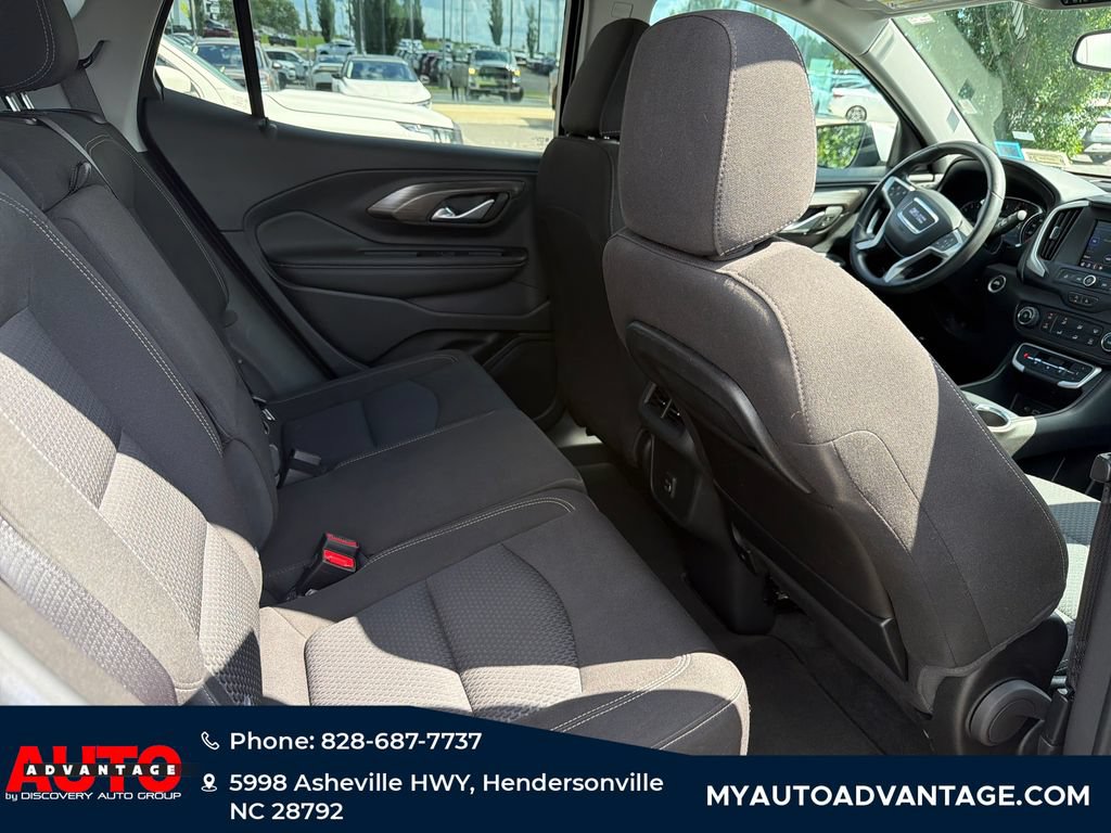 Used 2024 GMC Terrain SLE AWD/4WD image 35