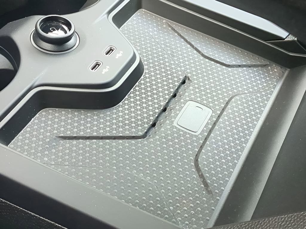 New 2025 BMW iX M60 image 23