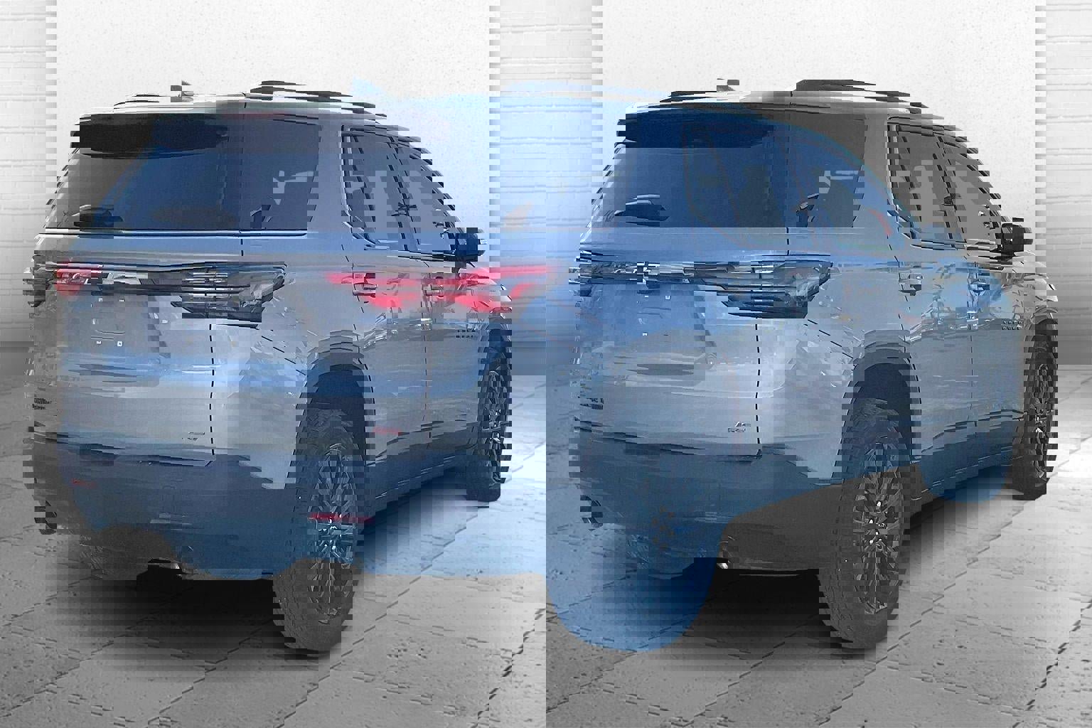 Used 2023 Chevrolet Traverse RS image 14