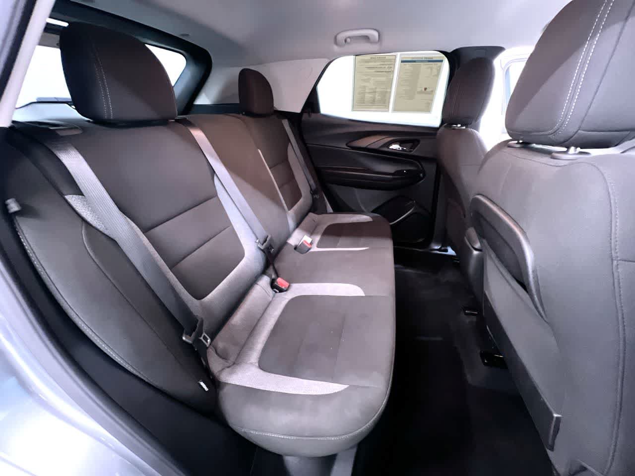 Used 2025 Chevrolet TrailBlazer LT FWD image 36