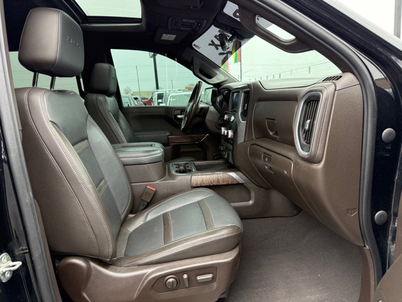 Used 2021 GMC Sierra 1500 Denali image 11