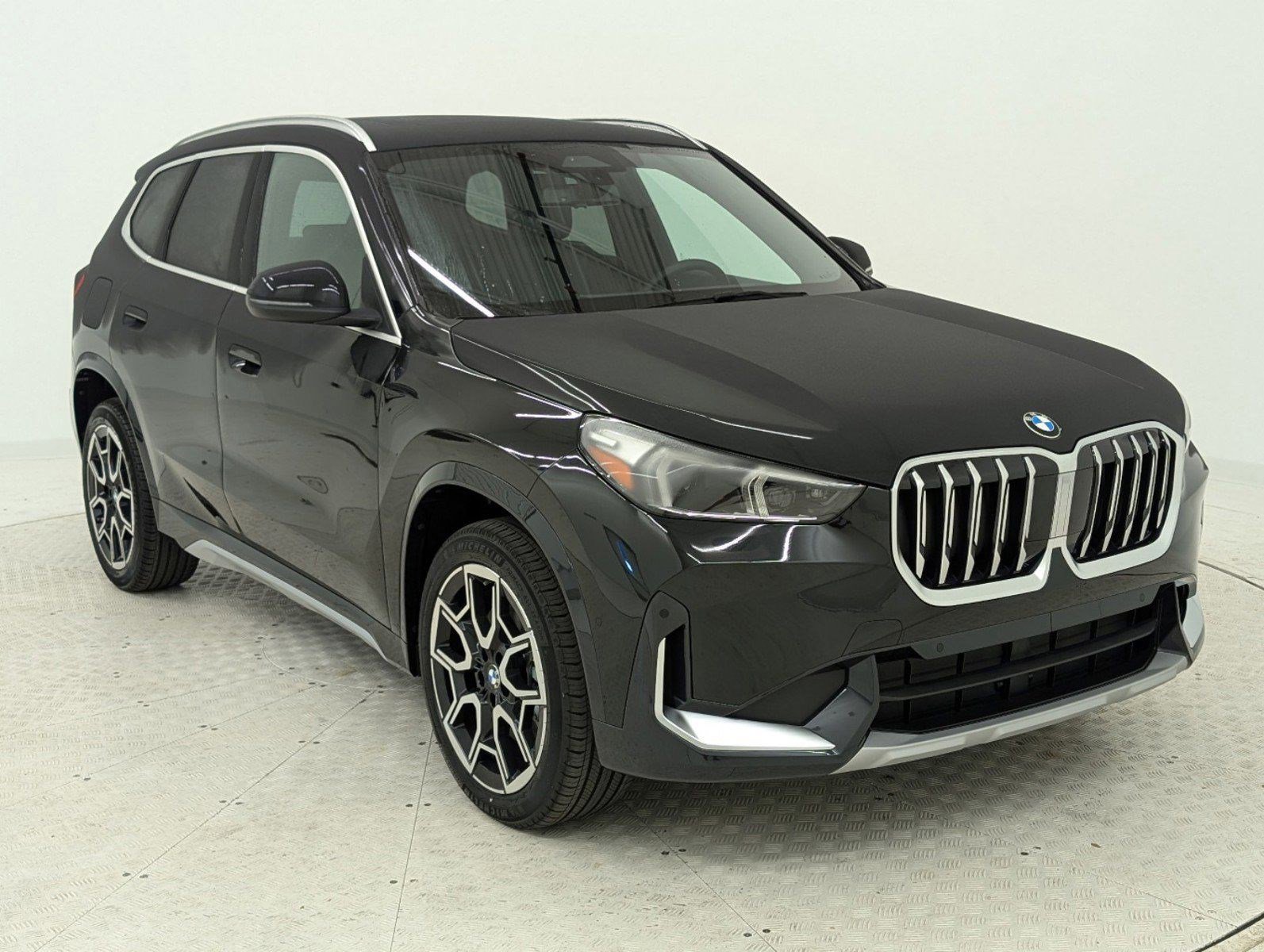 Used 2025 BMW X1 xDrive28i w/ Convenience Package AWD/4WD image 19