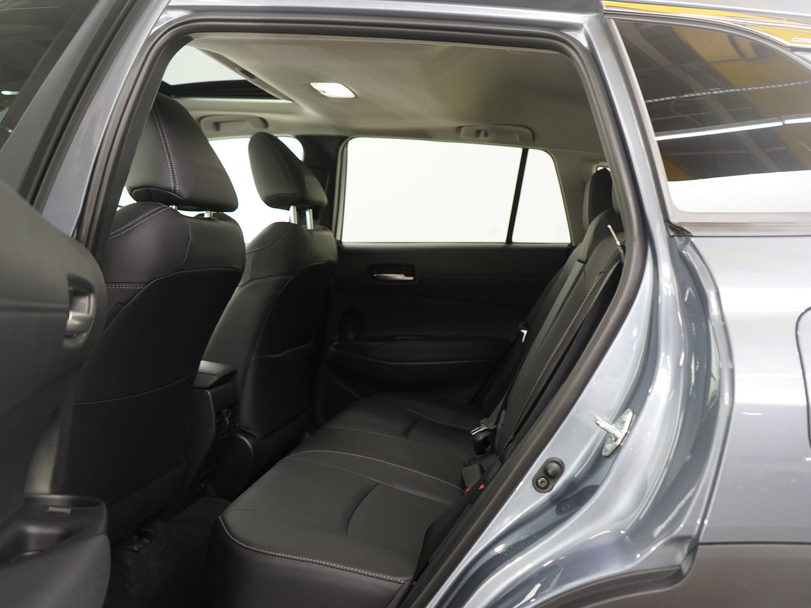 Used 2026 Toyota Corolla Cross XLE w/ Convenience Package image 18