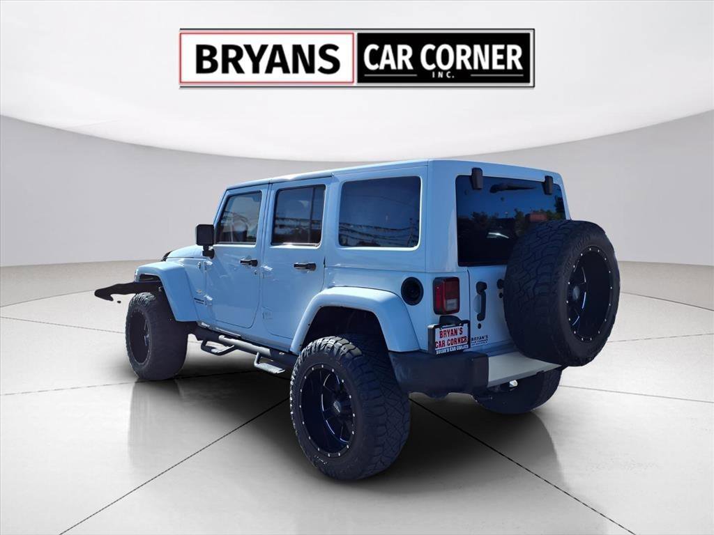 Used 2015 Jeep Wrangler Unlimited Sahara w/ Dual Top Group image 3