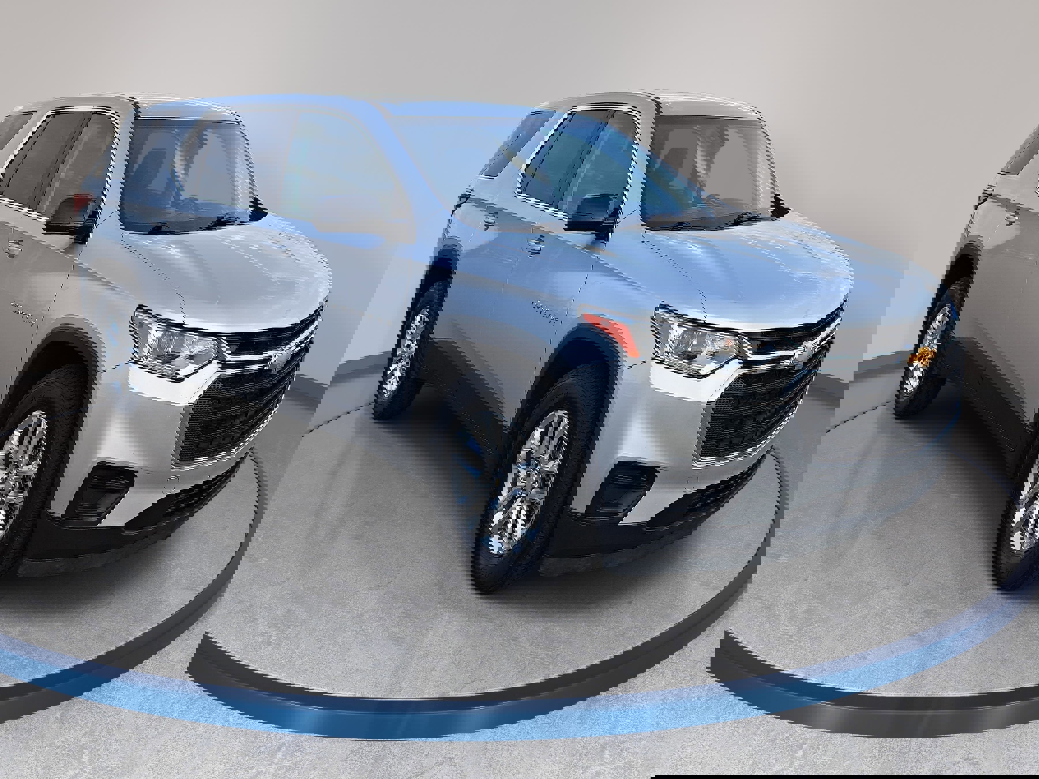 Used 2021 Chevrolet Traverse LS image 3