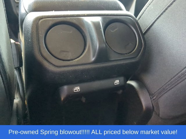Used 2018 Jeep Wrangler Unlimited Sport S AWD/4WD image 35