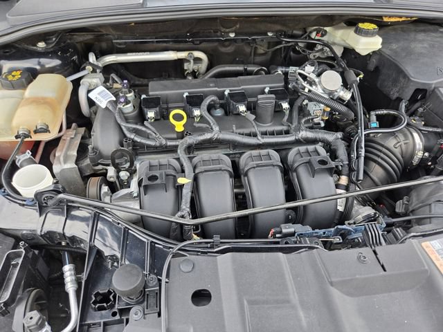Used 2017 Ford Focus Titanium FWD image 22
