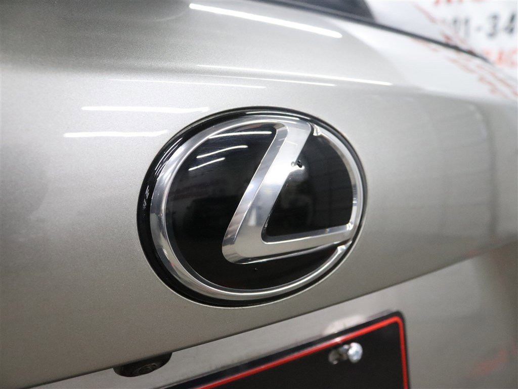 Used 2018 Lexus NX 300 AWD w/ Premium Package image 12