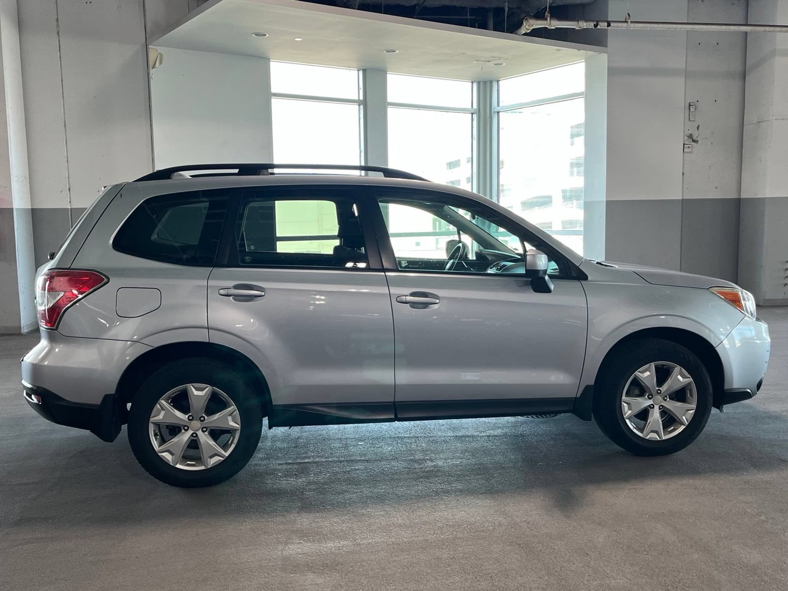 Used 2016 Subaru Forester 2.5i Premium w/ Protection Package #1 AWD/4WD image 12