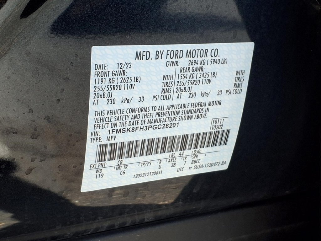 Used 2023 Ford Explorer Limited w/ Limited Technology Package AWD/4WD image 24