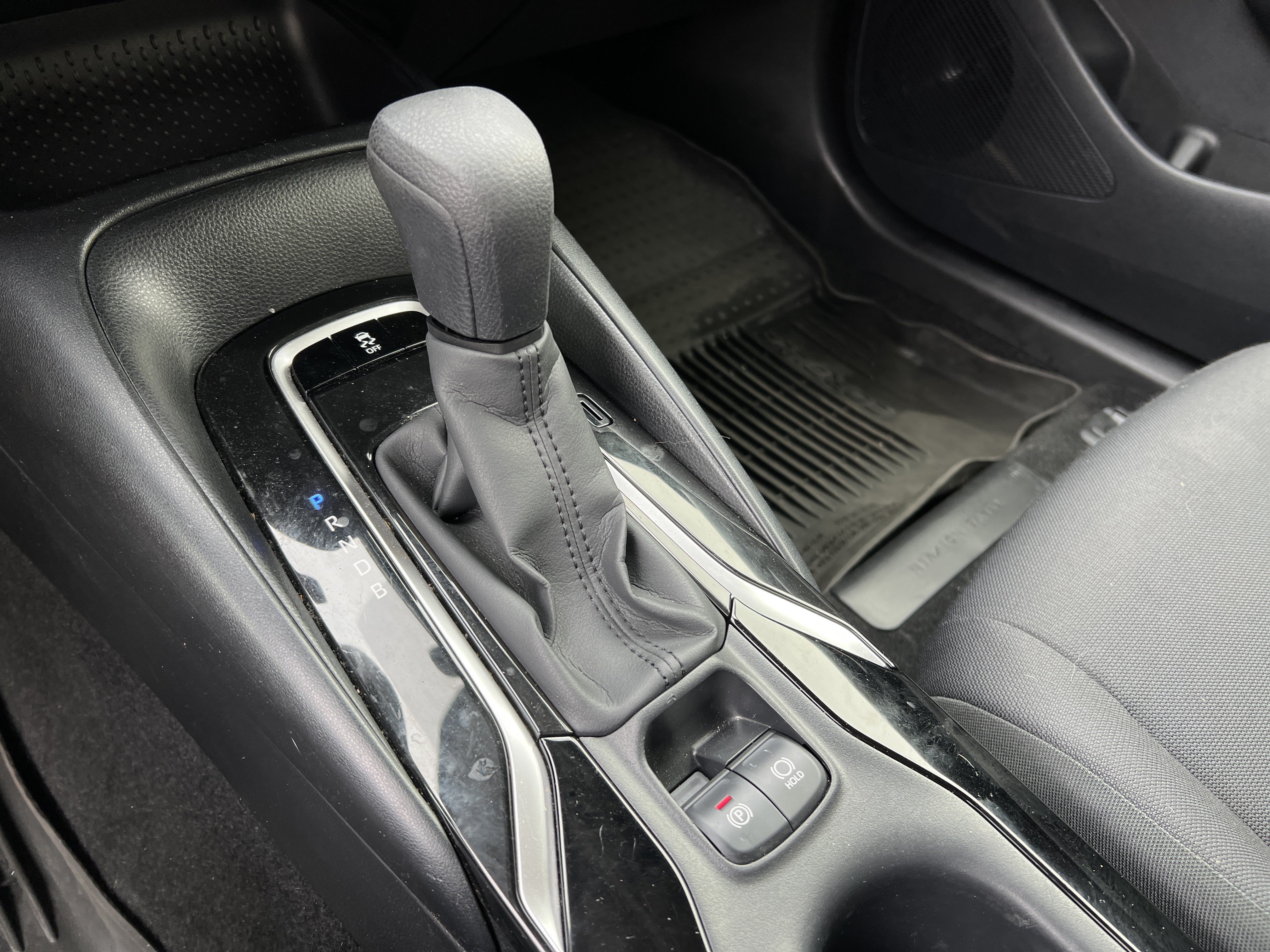 Certified 2021 Toyota Corolla LE FWD image 26