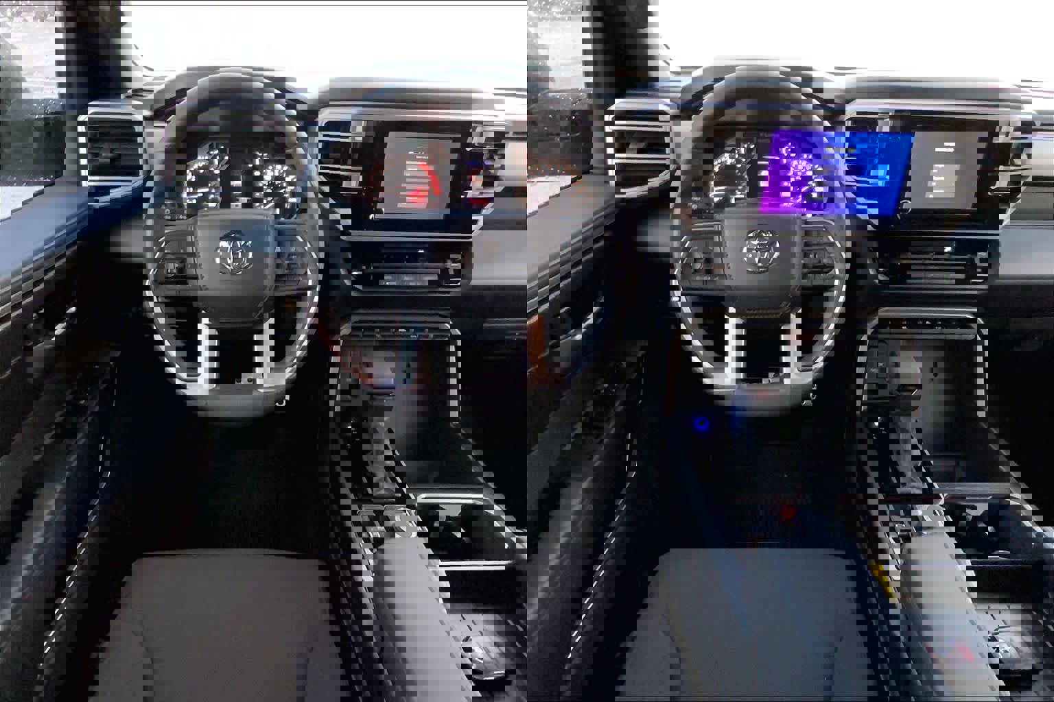 Used 2025 Toyota Tundra SR5 image 5