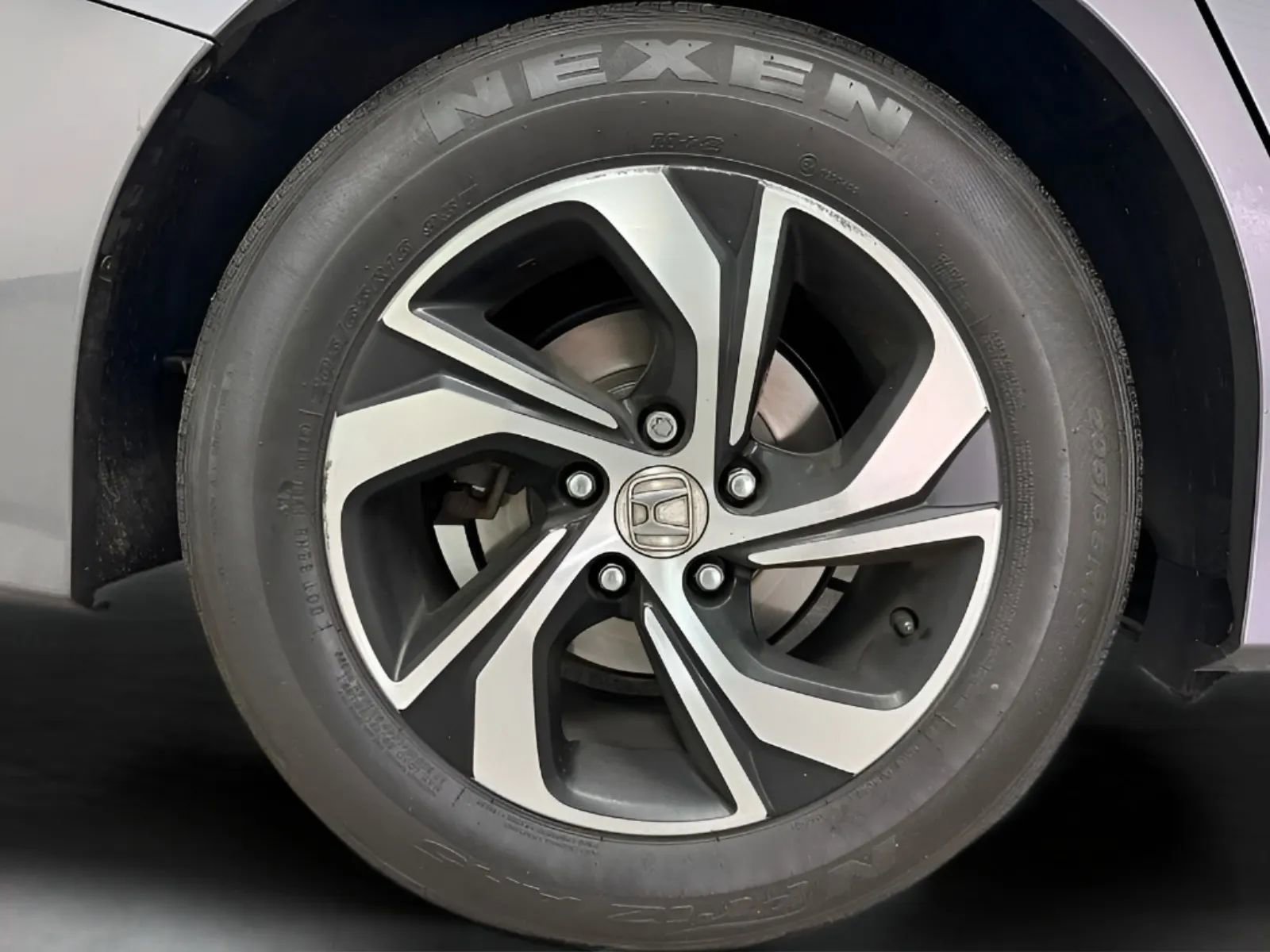 Used 2016 Honda Accord LX image 27