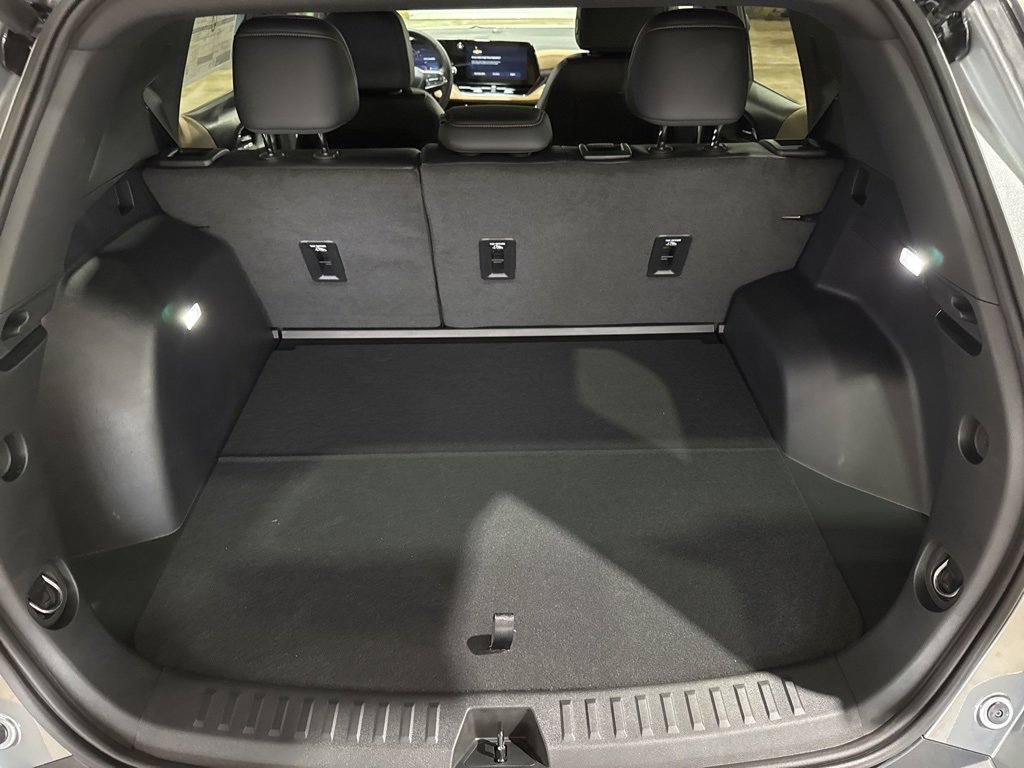 New 2026 Chevrolet Equinox ACTIV w/ Convenience Package III image 15