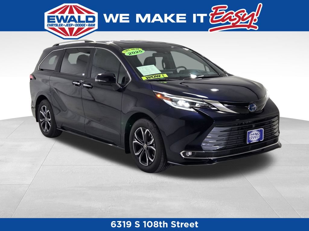 Used 2025 Toyota Sienna Platinum AWD/4WD image 1