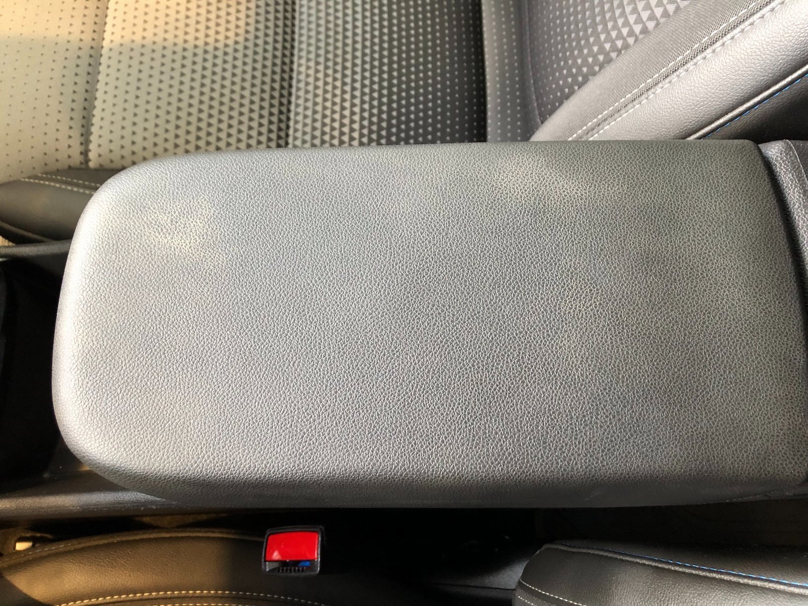 Used 2024 Chevrolet Trax LT w/ Sunroof Package image 20