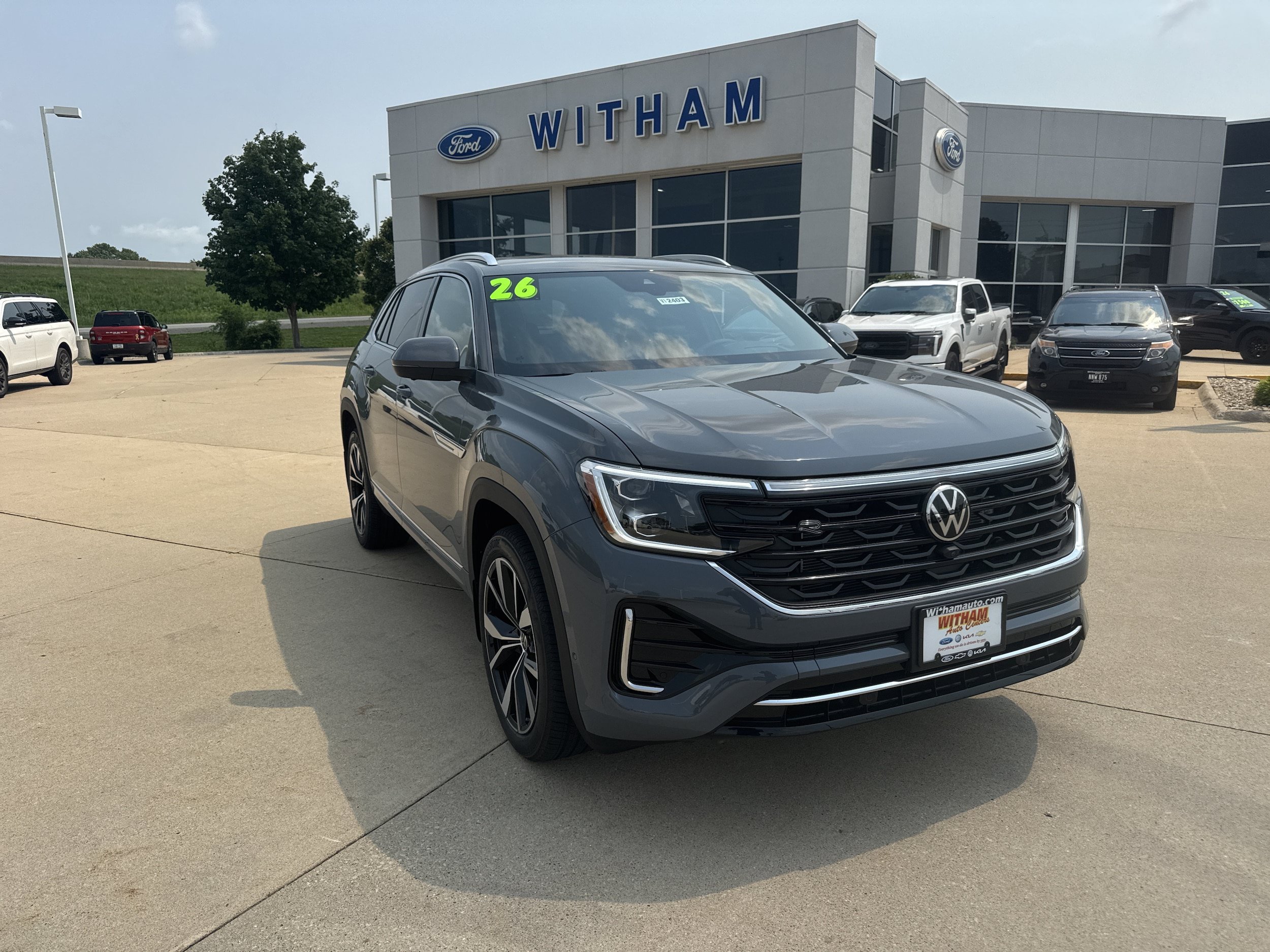 New 2026 Volkswagen Atlas Cross Sport SEL Premium R-Line AWD/4WD image 2