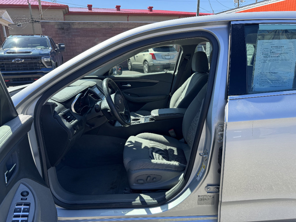 Used 2017 Chevrolet Impala LS image 22