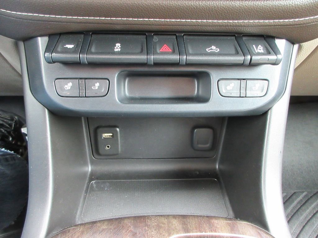 Used 2015 GMC Canyon SLT w/ Driver Alert Package image 31