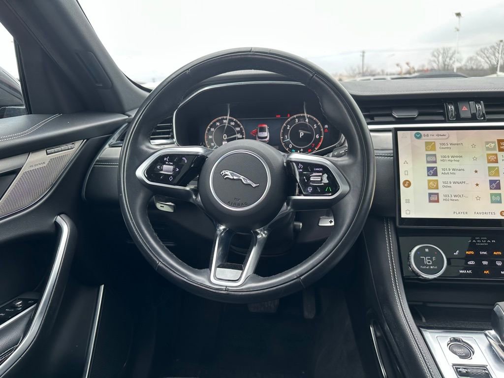 Used 2024 Jaguar F-PACE R-Dynamic S image 18