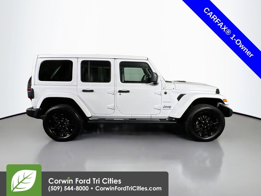 Used 2023 Jeep Wrangler Unlimited Sahara w/ Cold Weather Group image 18