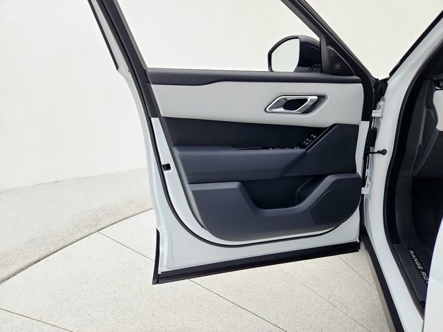 New 2026 Land Rover Range Rover Velar S image 27