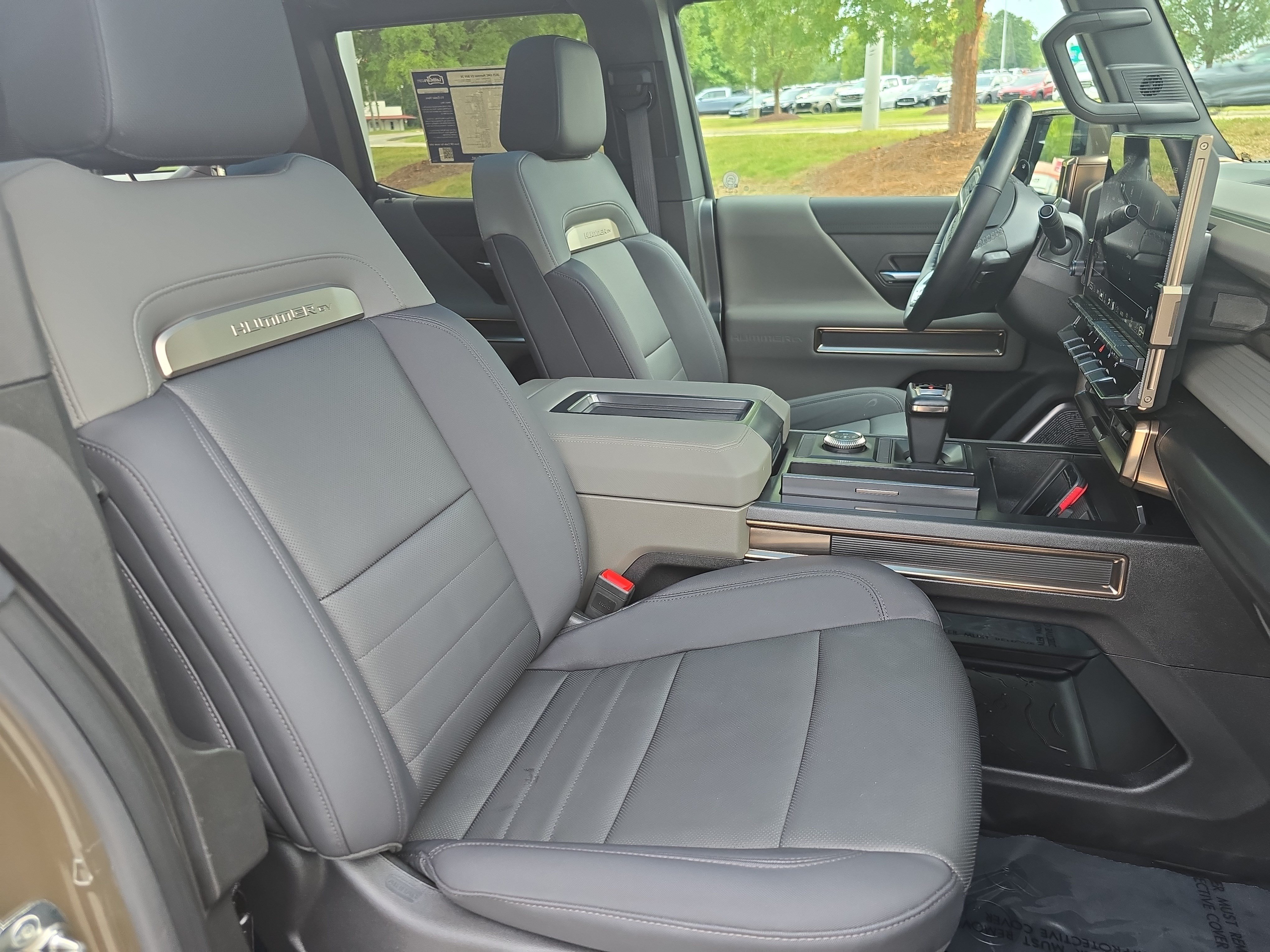 Used 2025 GMC Hummer EV 2X AWD/4WD image 10