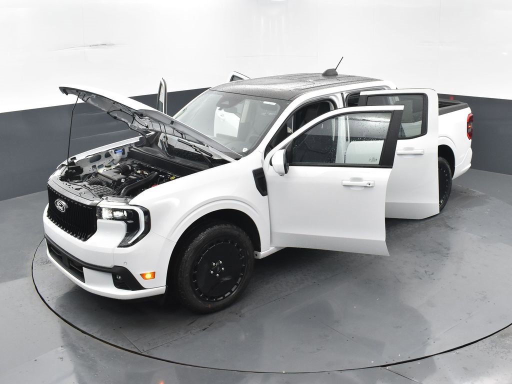 New 2025 Ford Maverick Lobo image 38