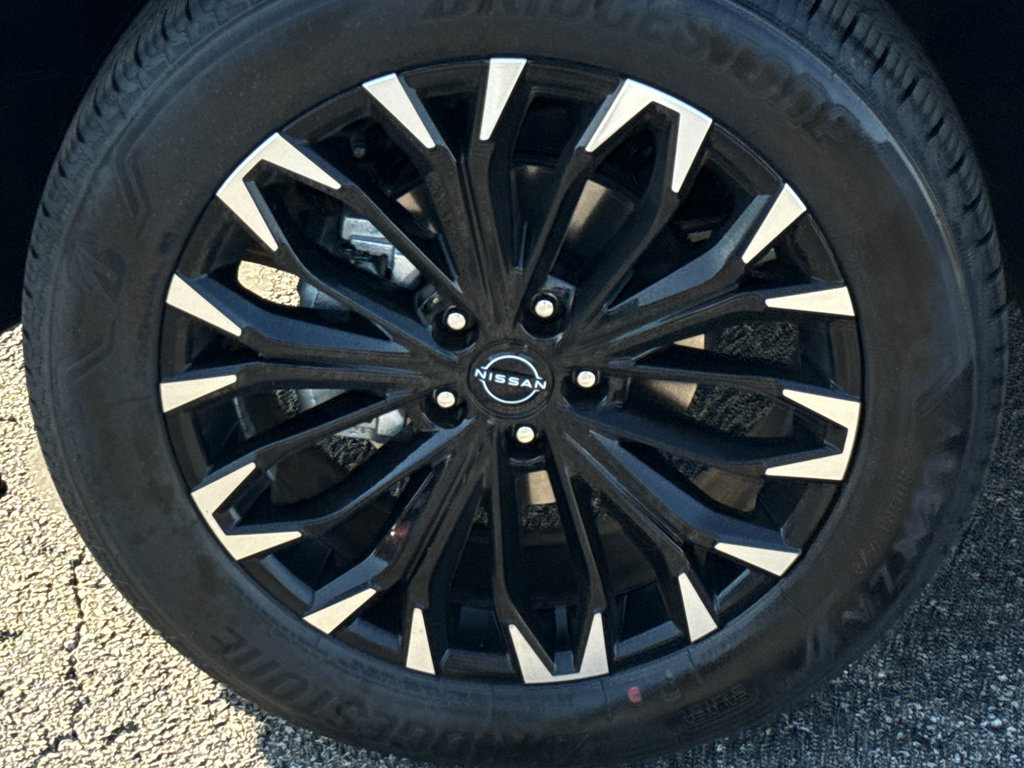 New 2026 Nissan Rogue SV AWD/4WD image 9