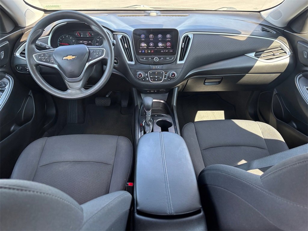 Used 2023 Chevrolet Malibu LT image 28