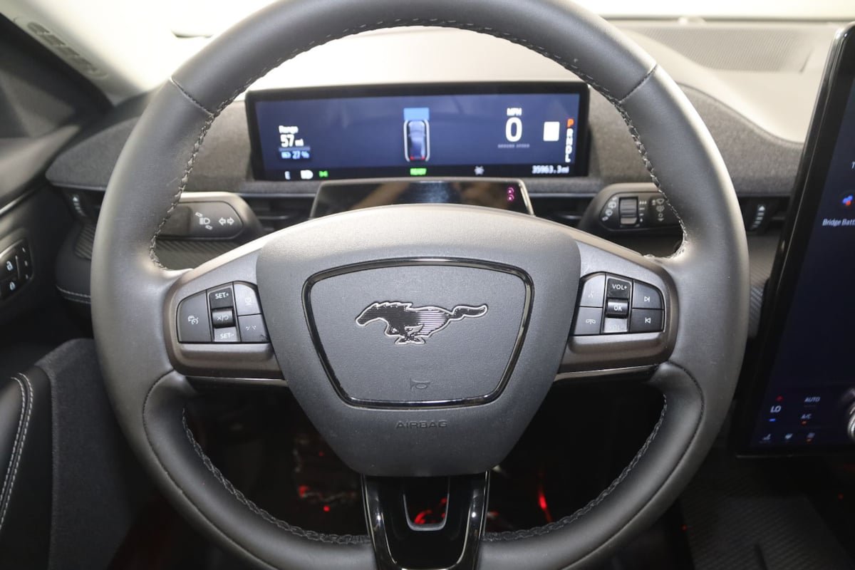 Used 2023 Ford Mustang Mach-E Premium AWD/4WD image 35