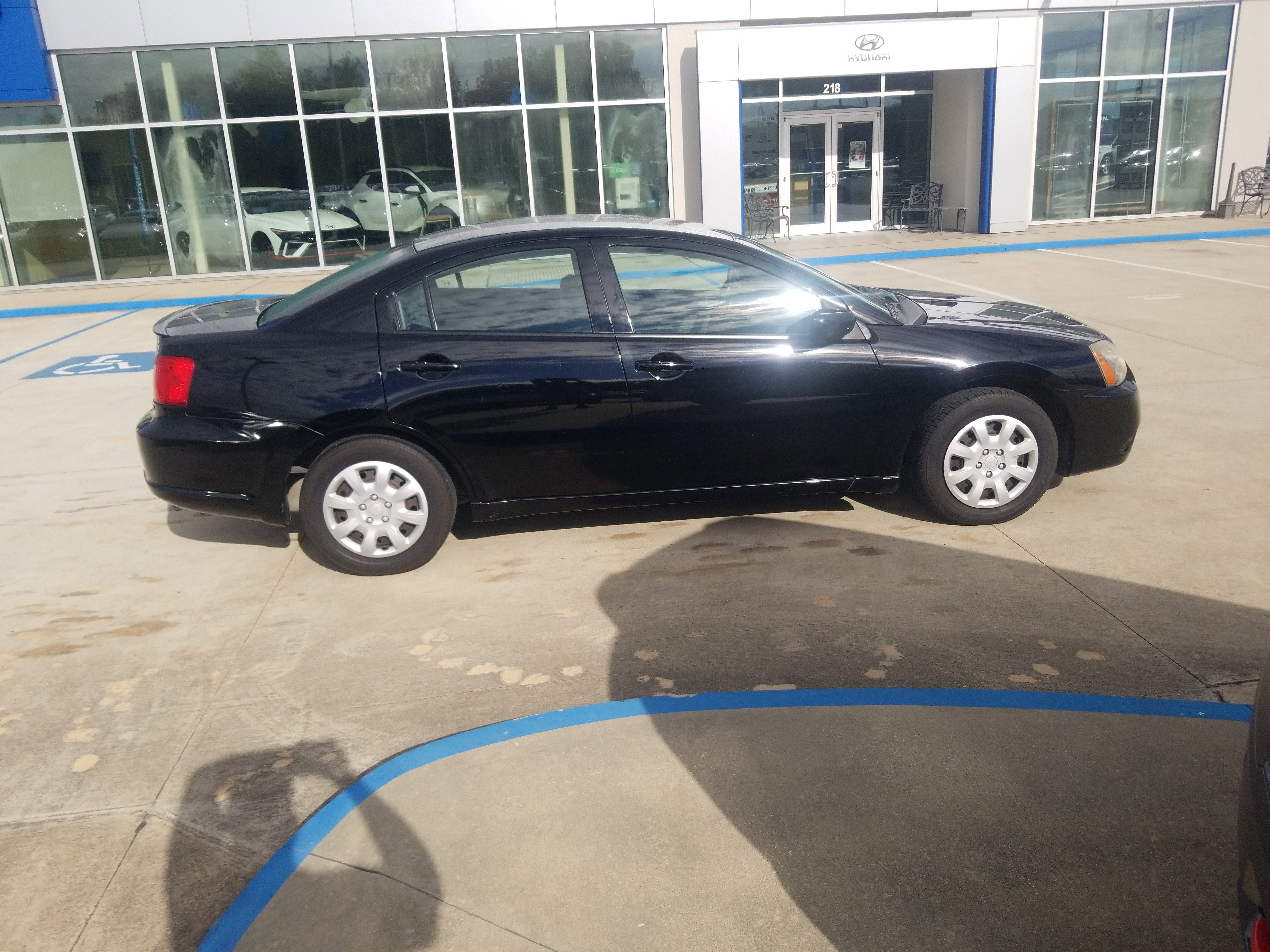 Used 2009 Mitsubishi Galant image 8