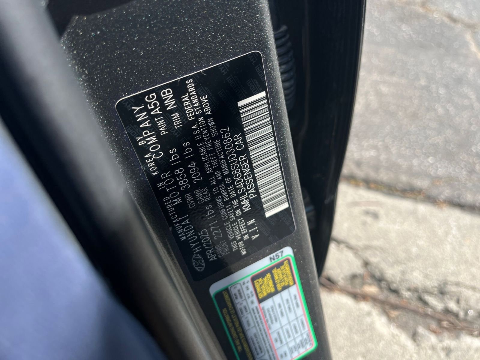 Used 2025 Hyundai Elantra SEL image 31