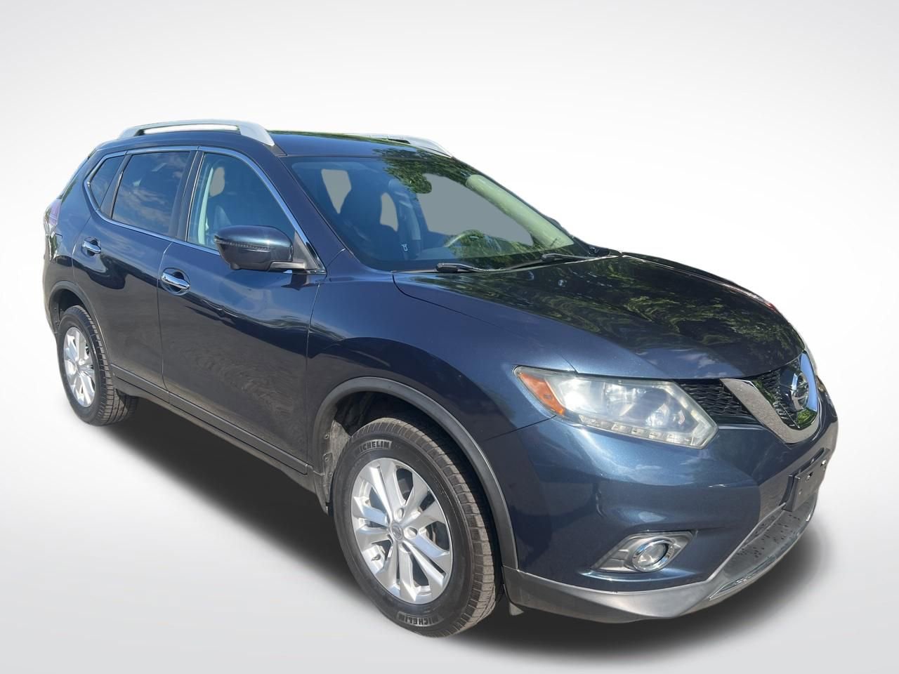 Used 2016 Nissan Rogue SV w/ SV Premium Package image 9