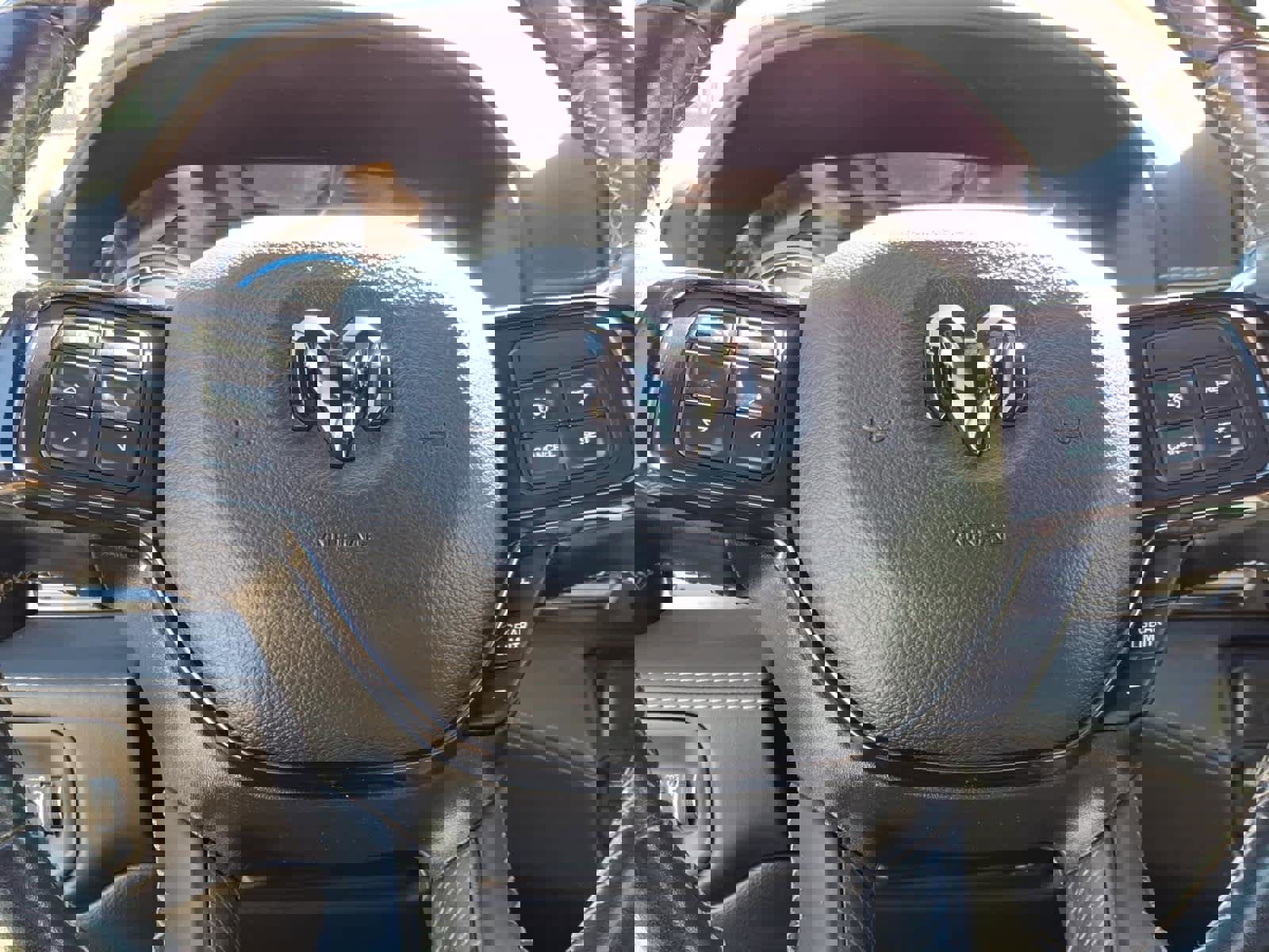 Used 2022 RAM 2500 Limited w/ Towing Technology Group image 22