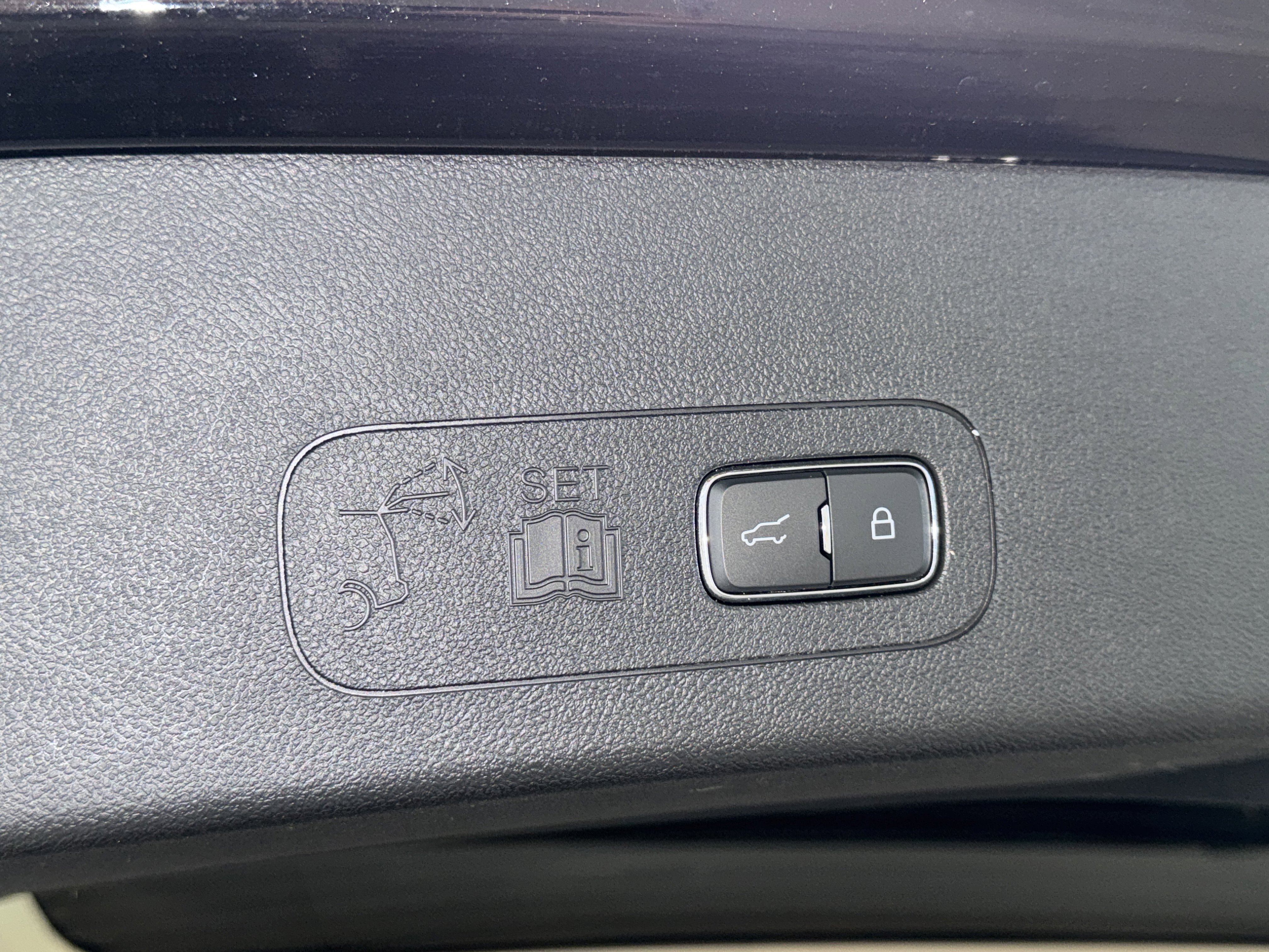 Used 2025 Lincoln Aviator 2WD image 15