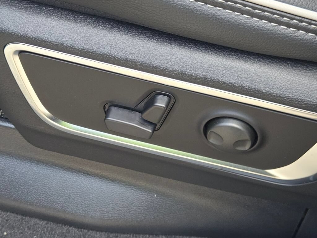 New 2027 RAM 1500 Laramie w/ Night Edition AWD/4WD image 22