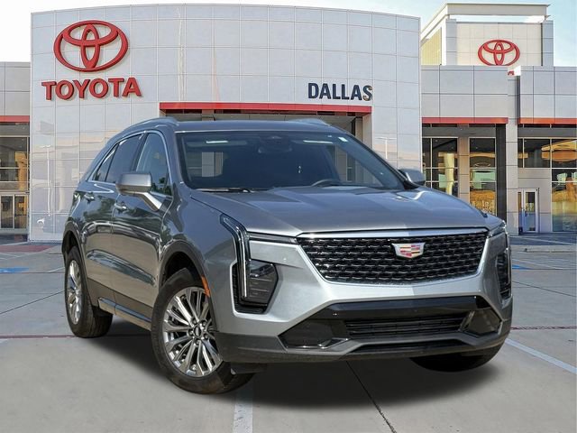 Used 2025 Cadillac XT4 Premium Luxury FWD image 1