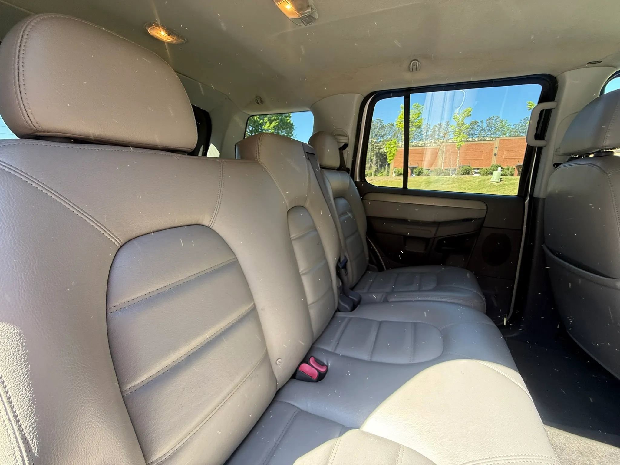 Used 2005 Ford Explorer Sport XLT image 20