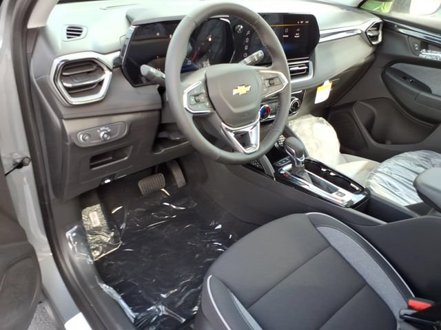 New 2026 Chevrolet TrailBlazer LT w/ LT Cold Weather Package FWD image 5