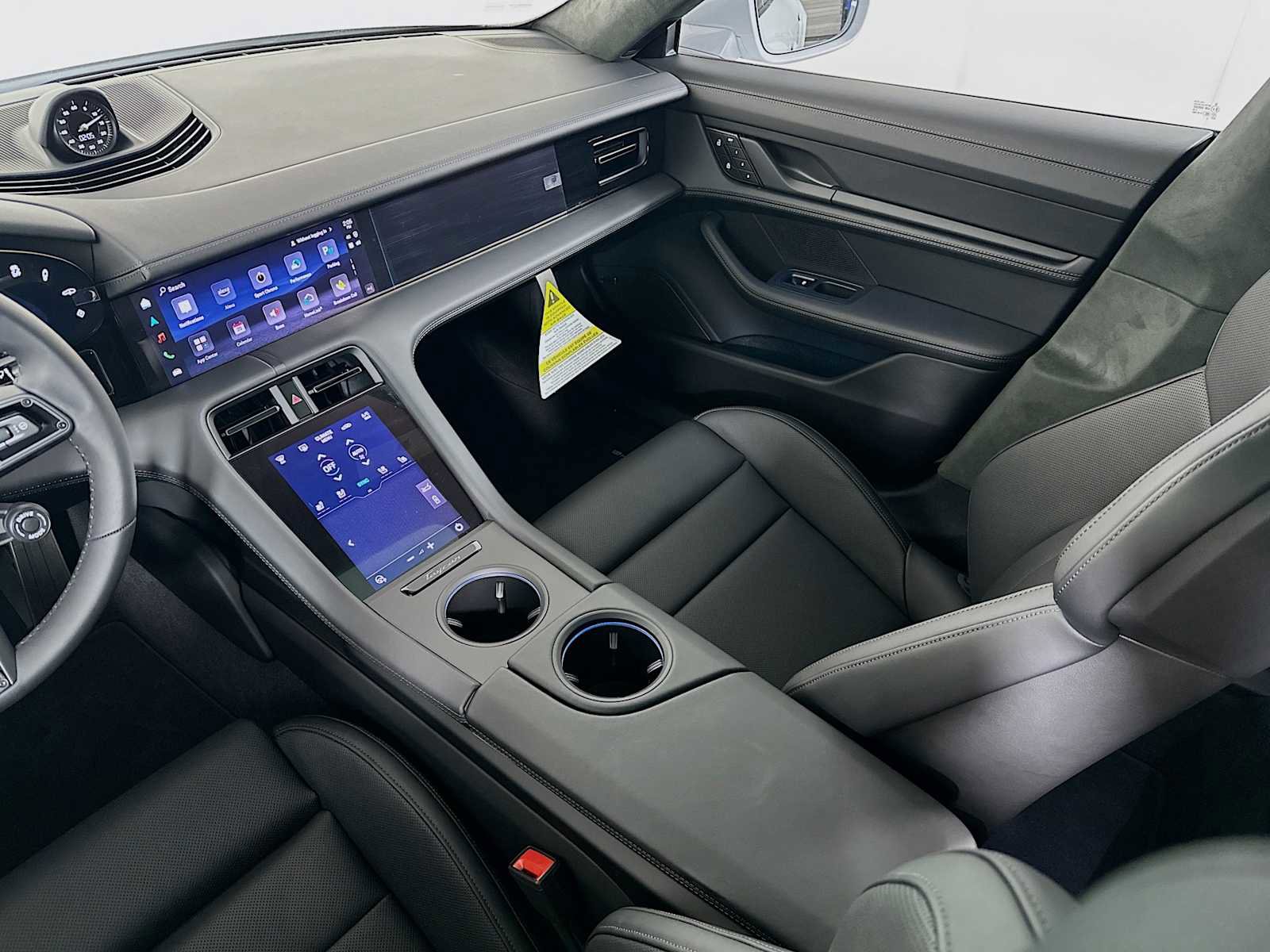 New 2026 Porsche Taycan GTS image 26