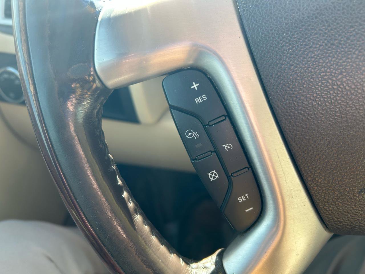 Used 2007 Cadillac Escalade ESV AWD w/ Information Package image 21