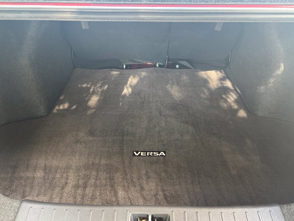 Used 2025 Nissan Versa SR w/ Trunk Package FWD image 18