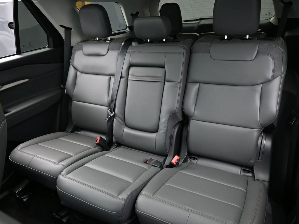 New 2026 Ford Explorer Active AWD/4WD image 24