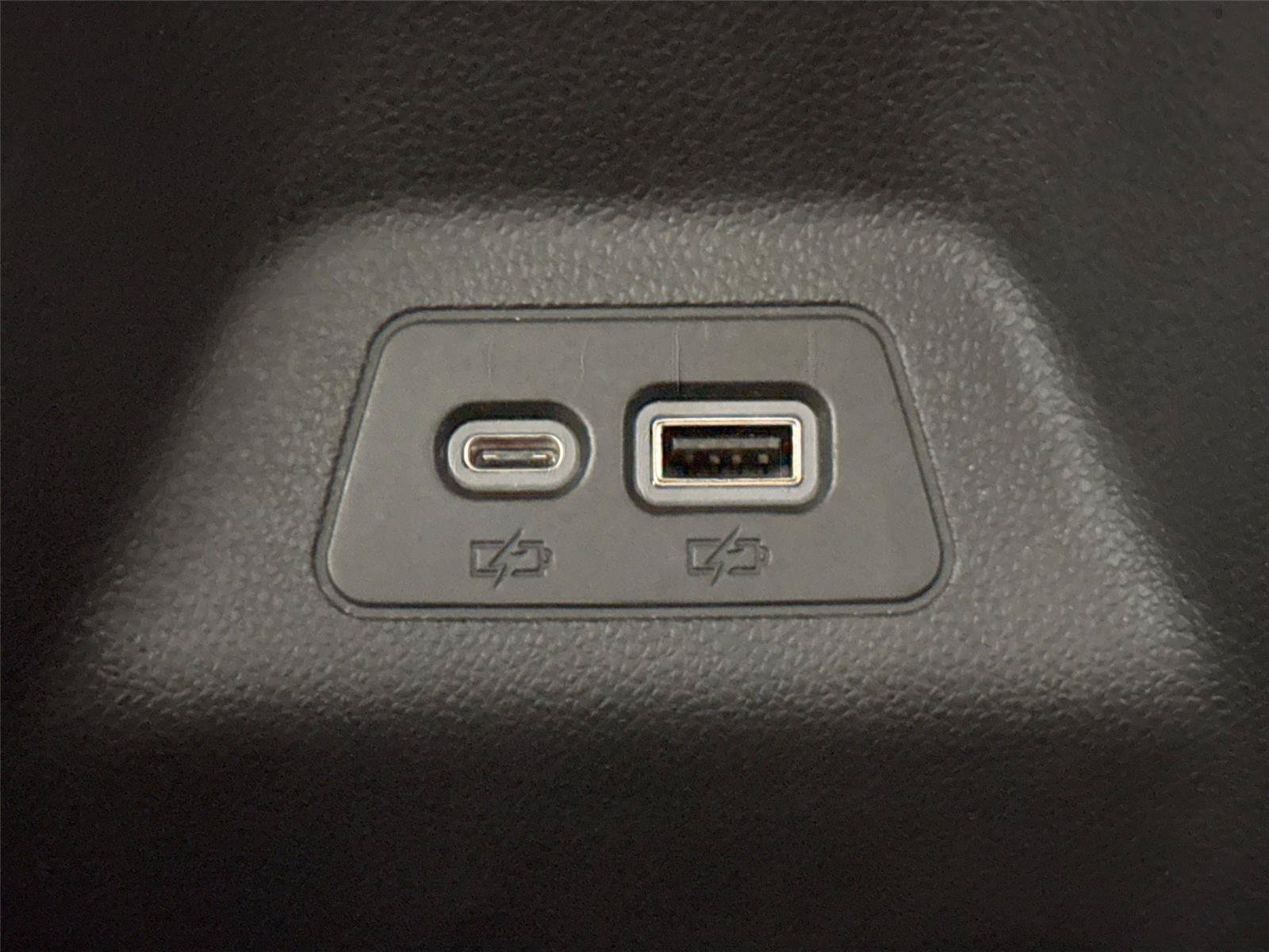 Used 2021 Buick Envision Preferred FWD image 32